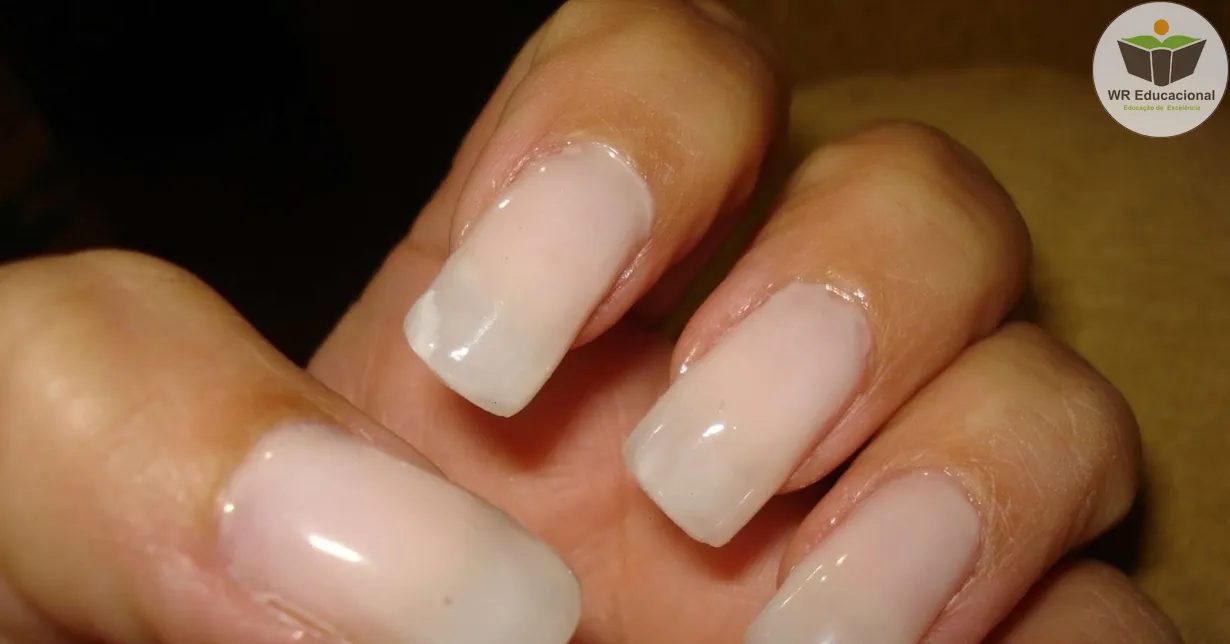 Curso Online Grátis de Unhas de Gel