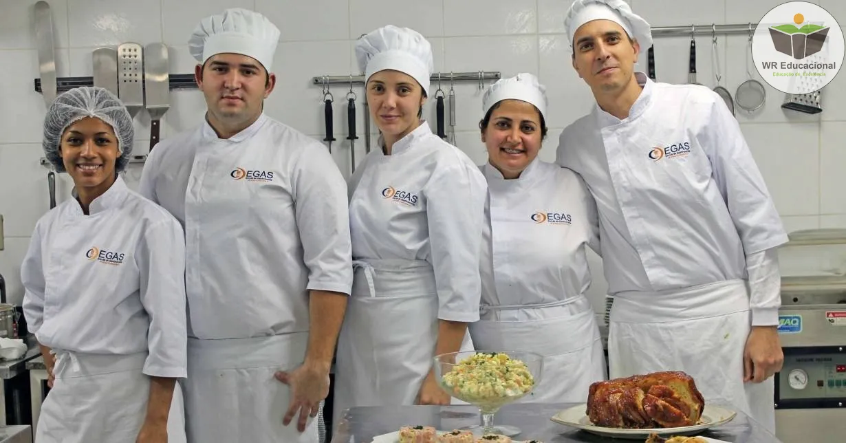 Curso Online Grátis de Cozinheiro(a)