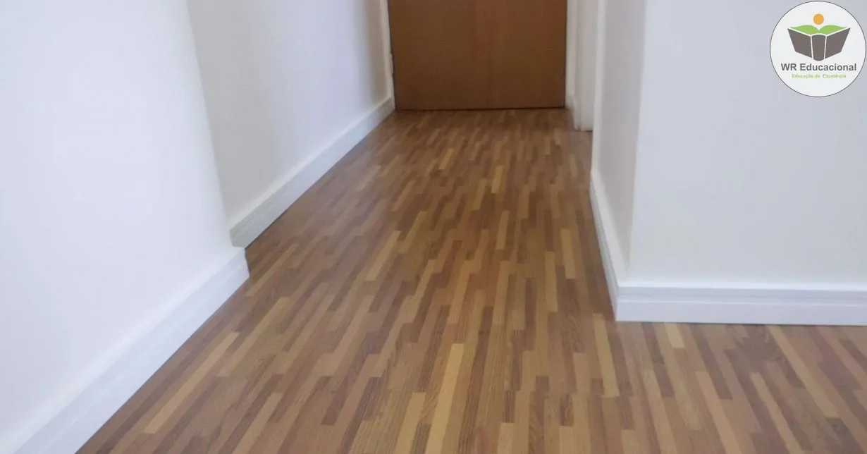 Cursos de Instalação de Piso Laminado e de Madeira