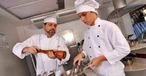 Curso Online Grátis de AUXILIAR DE COZINHA