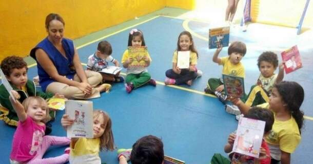 Curso de educação infantil - contadores de histórias
