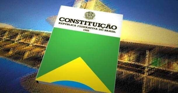 Inicialização ao Direito Constitucional 