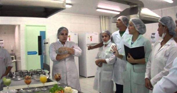 Noções Básicas em Copeiro(a) Hospitalar 
