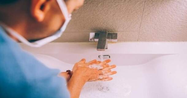 higienização das mãos em serviço de saúde